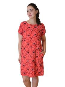VÅR POPULÆRE KJOLE I 100% LIN MED STRETCH I SIDENE OG LOMMER HAR NÅ KOMMET MED FLOTT BRODERI FORAN OG BAK.  KORAL